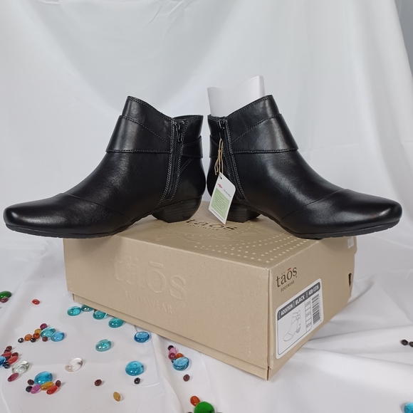 Taos Addition leather black boots nwt, size 9 - Picture 2 of 8